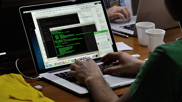 程序員老了怎么辦?程序員為何中年容易轉行?失業程序員三大出路