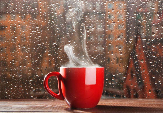 20句下雨天的心情經(jīng)典句子,下雨天心情低落的說(shuō)說(shuō)